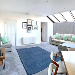  Apartment Crowd Luxury - Park View United Kingdom